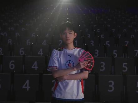 利中場球員 利中場球員