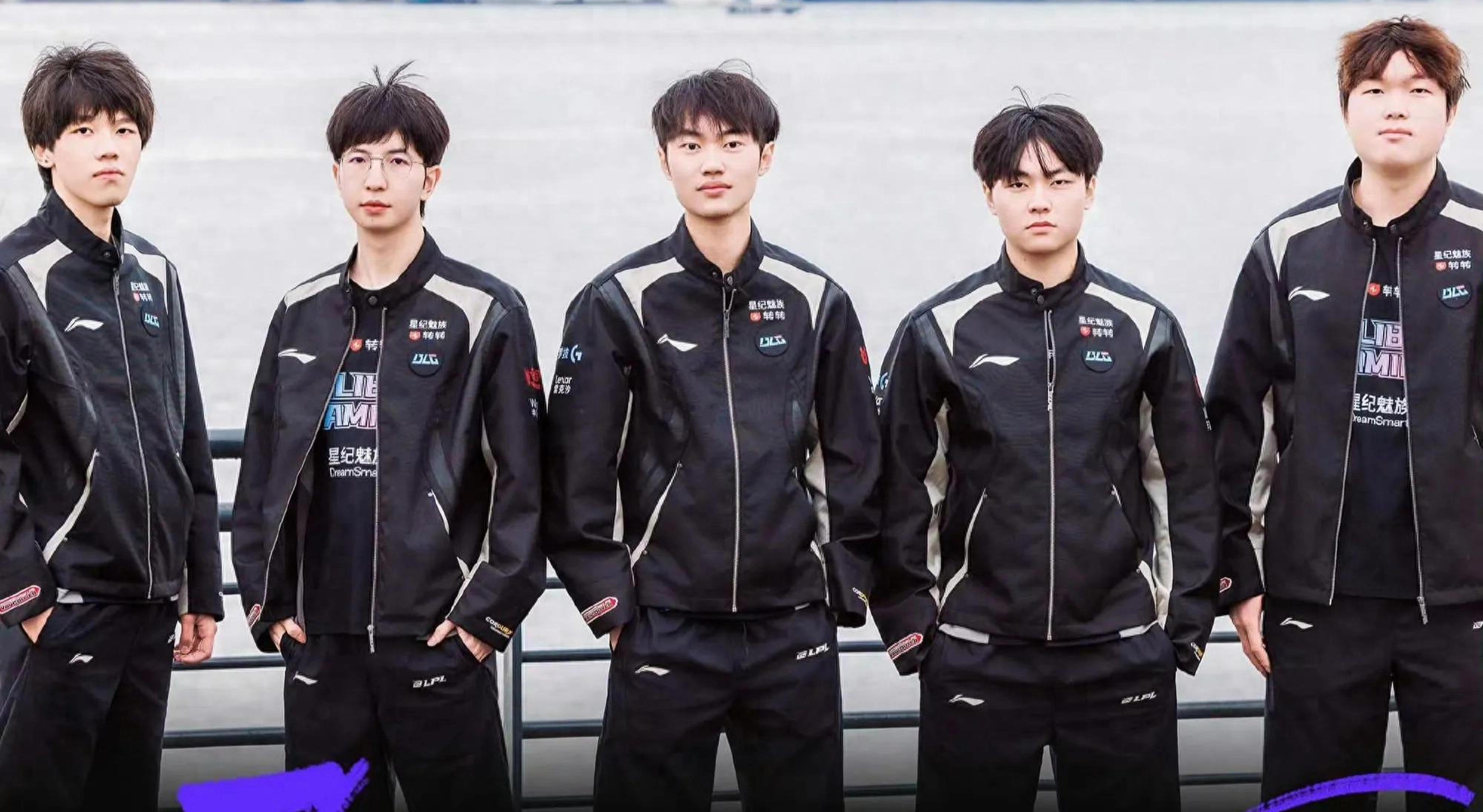 这种青训体 这种青训体