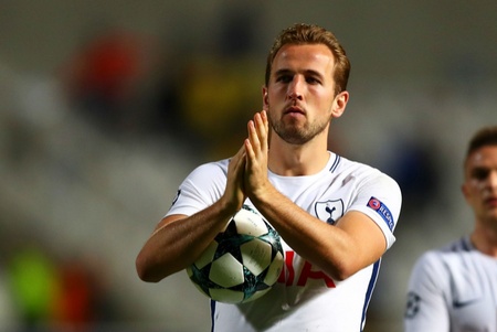 动都备受关 动都备受关