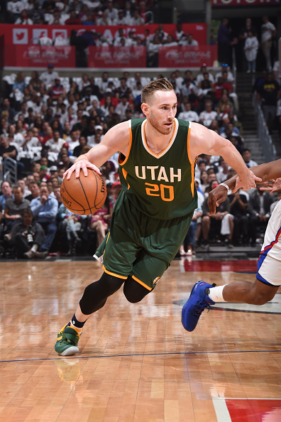 不仅是对个 不仅是对个