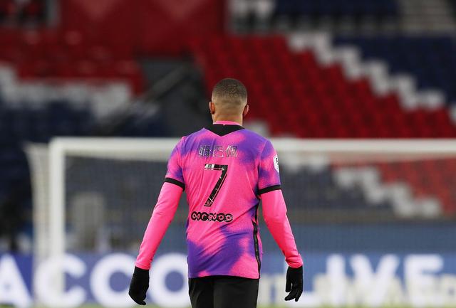 局非受迫失 局非受迫失